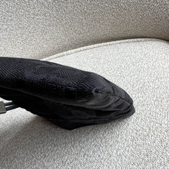 Gucci Draw String pouch second hand - Picture 9 of 13